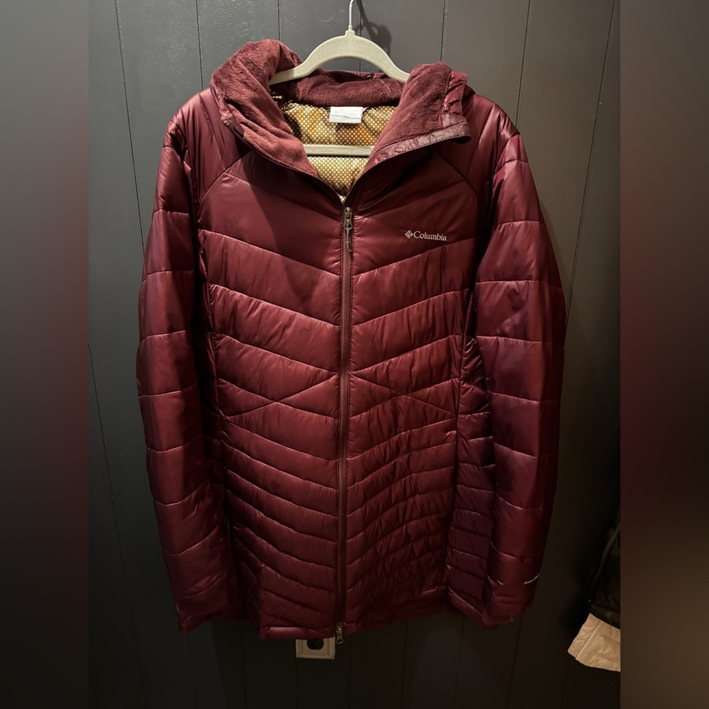 Columbia brand “Heavenly” long hooded jacket.